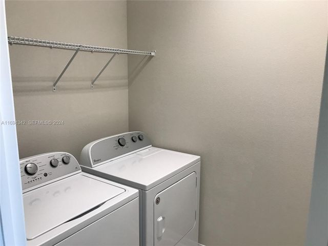 2121 Preston Lane, Kissimmee, FL 34746