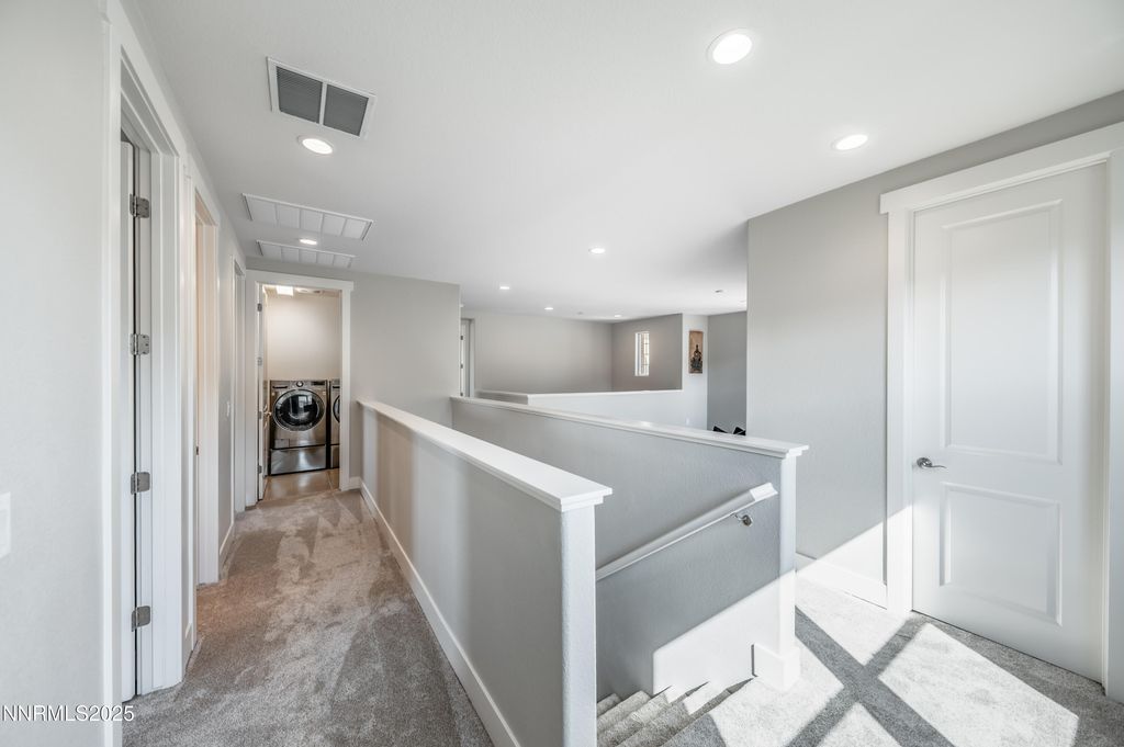 Image 12 of property listing at 3150 Show Jumper Lane, Reno, NV 89521