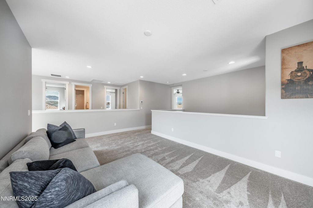 Image 14 of property listing at 3150 Show Jumper Lane, Reno, NV 89521