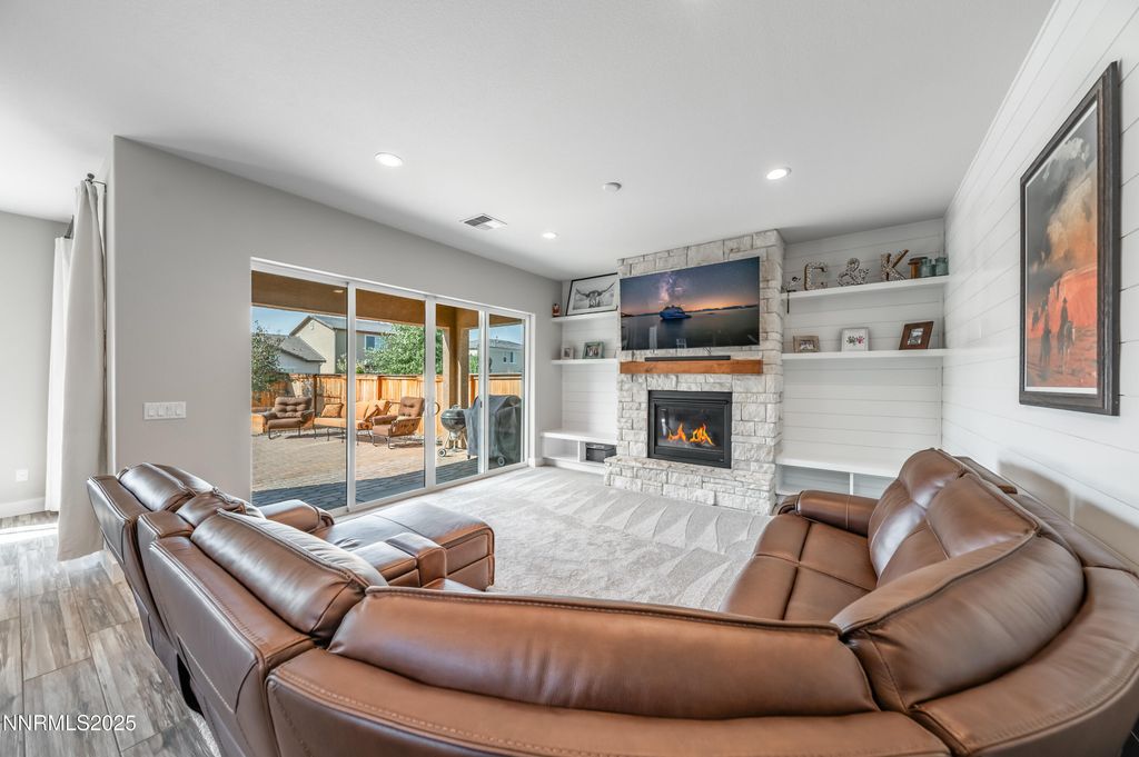 Image 4 of property listing at 3150 Show Jumper Lane, Reno, NV 89521