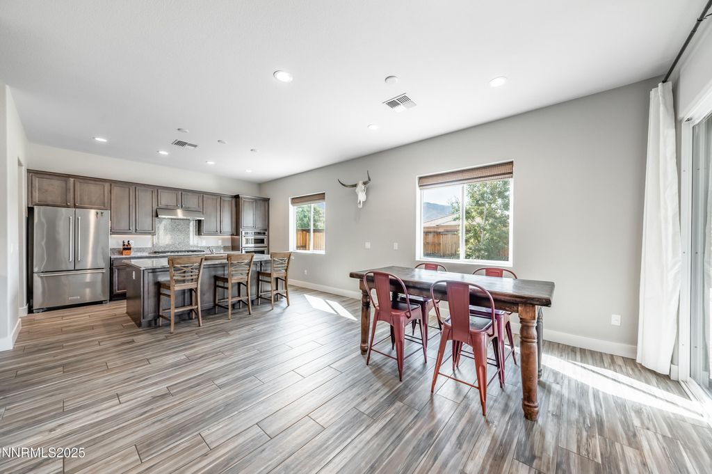 Image 7 of property listing at 3150 Show Jumper Lane, Reno, NV 89521