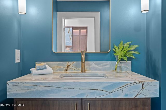 608 S Topsail Drive, Holly Ridge, NC 28445