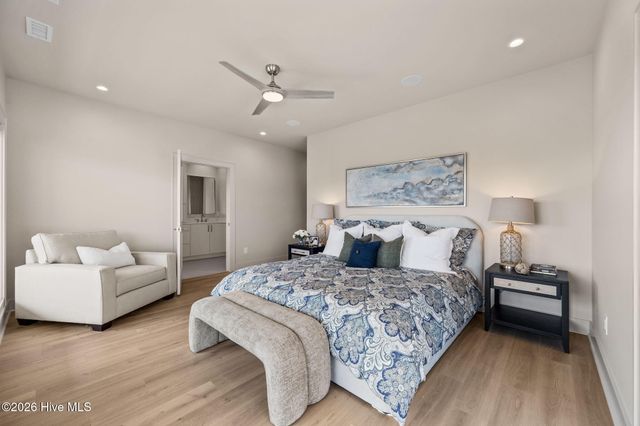 608 S Topsail Drive, Holly Ridge, NC 28445