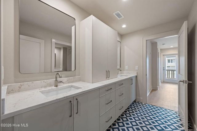 608 S Topsail Drive, Holly Ridge, NC 28445