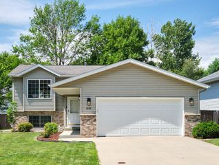 1845 3rd Avenue SW, Rochester, MN 55902