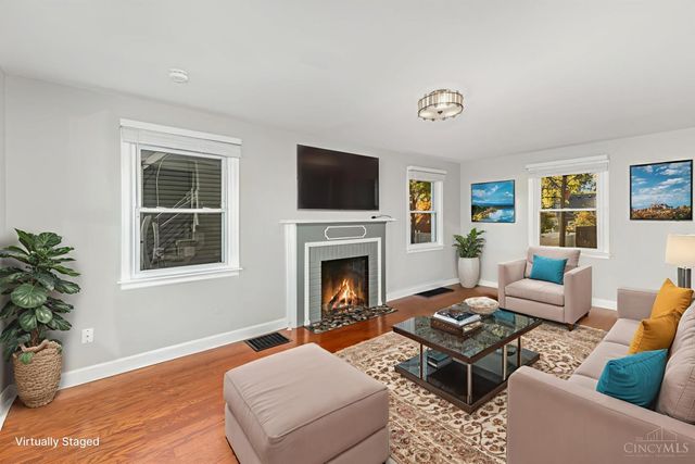 7833 Plainfield Road, Cincinnati, OH 45236