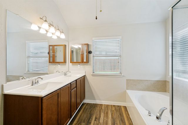 8701 Yosemite, Cross Roads, TX 76227