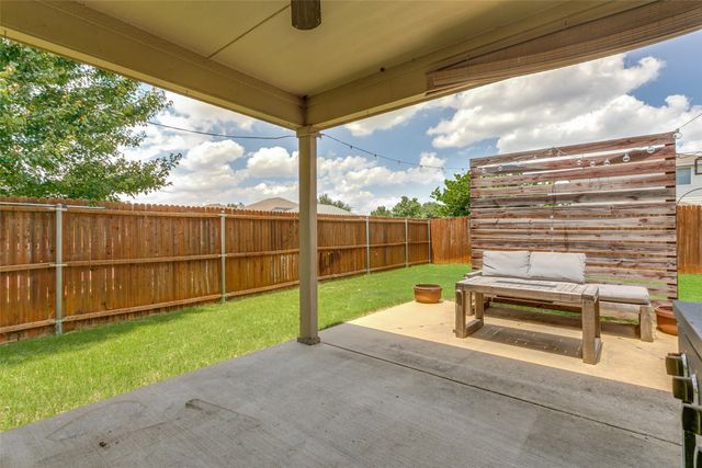8701 Yosemite, Cross Roads, TX 76227