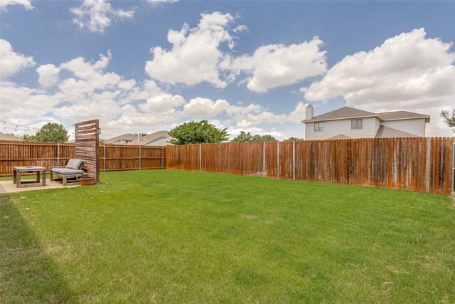 8701 Yosemite, Cross Roads, TX 76227