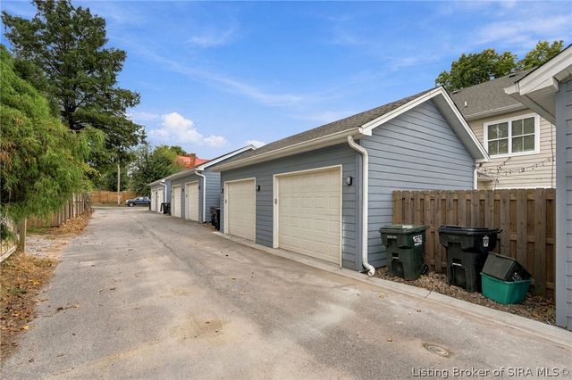 812 Vincennes Street, New Albany, IN 47150