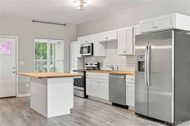 812 Vincennes Street, New Albany, IN 47150