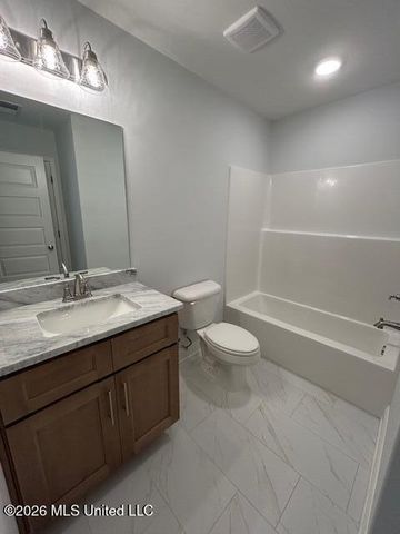 6101 E River Birch Road, Walls, MS 38680