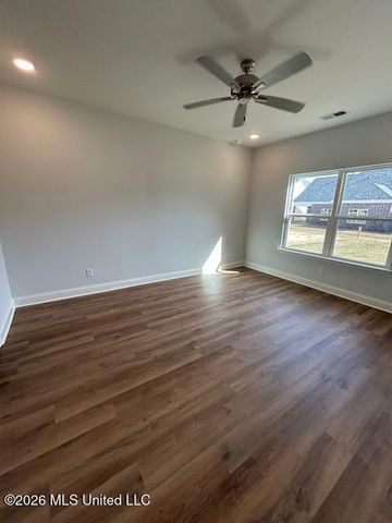 6101 E River Birch Road, Walls, MS 38680