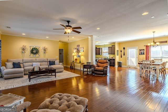 18 Vernon Road NE, Rome, GA 30165