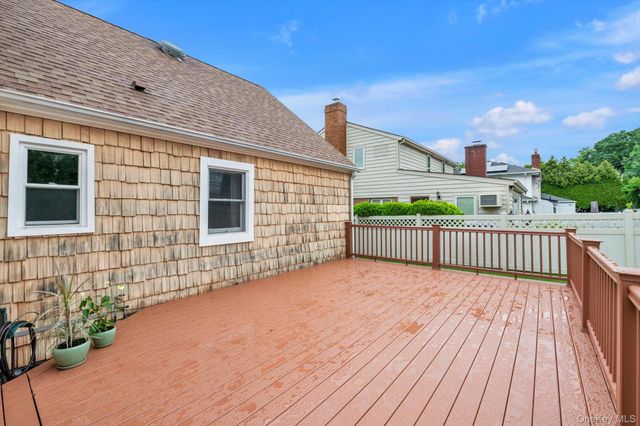 26 Patton Boulevard, New Hyde Park, NY 11040