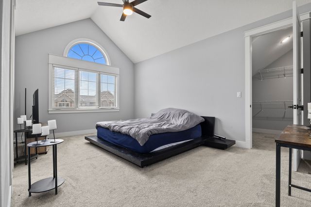 14029 Ridgemont Drive, Urbandale, IA 50323