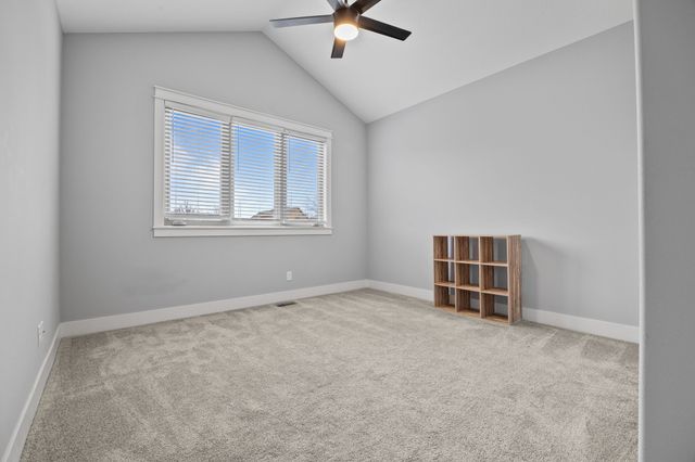 14029 Ridgemont Drive, Urbandale, IA 50323