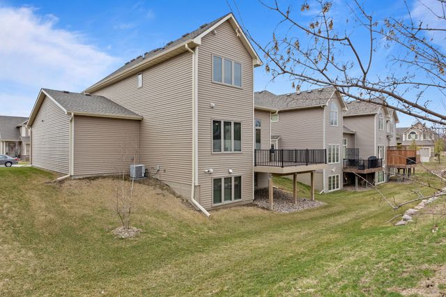 14029 Ridgemont Drive, Urbandale, IA 50323