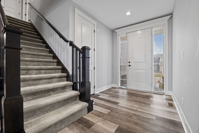 14029 Ridgemont Drive, Urbandale, IA 50323