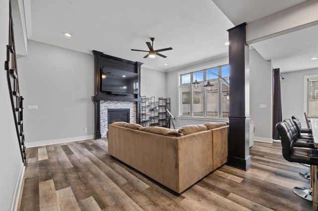 14029 Ridgemont Drive, Urbandale, IA 50323