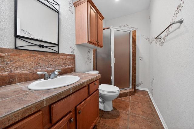 260 Hoof Beat Trail, Kerrville, TX 78028