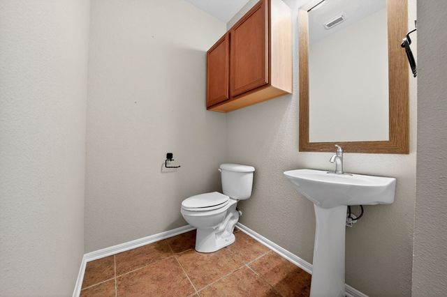 260 Hoof Beat Trail, Kerrville, TX 78028
