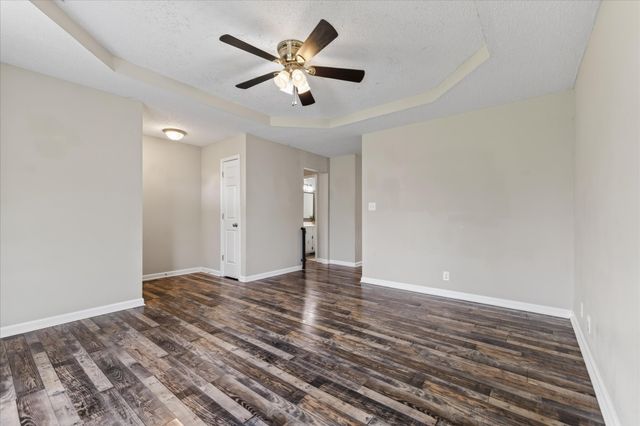 328 Atlantic Ave, Oak Grove, KY 42262