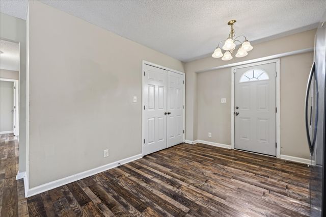 328 Atlantic Ave, Oak Grove, KY 42262