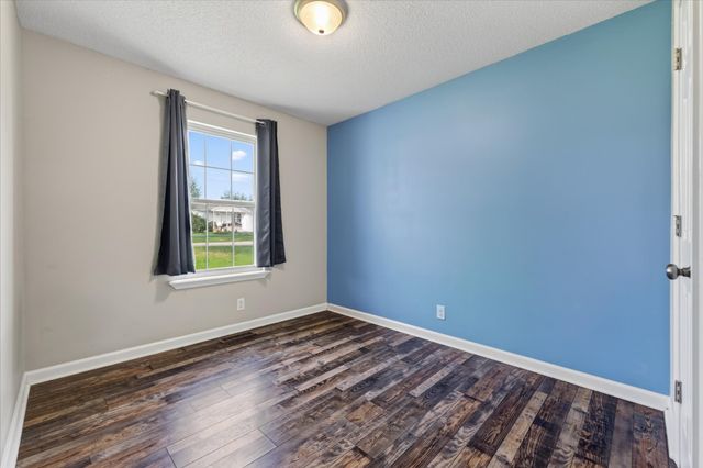 328 Atlantic Ave, Oak Grove, KY 42262