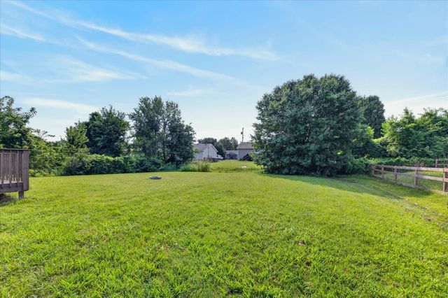 328 Atlantic Ave, Oak Grove, KY 42262