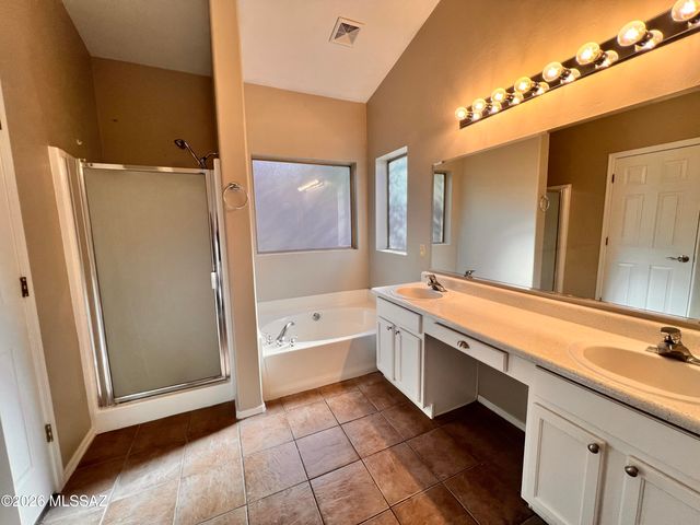 12188 N Kylene Canyon Drive, Oro Valley, AZ 85755