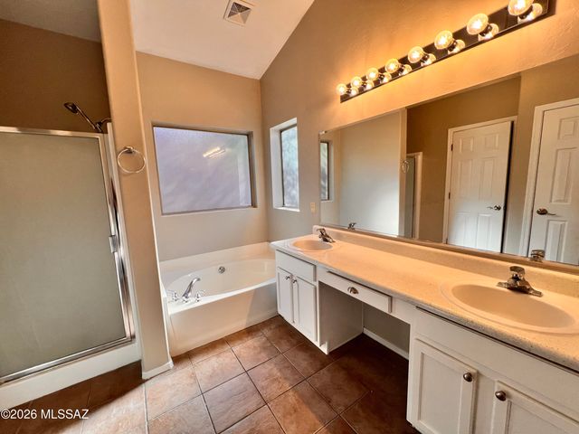 12188 N Kylene Canyon Drive, Oro Valley, AZ 85755