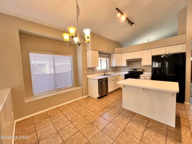 12188 N Kylene Canyon Drive, Oro Valley, AZ 85755