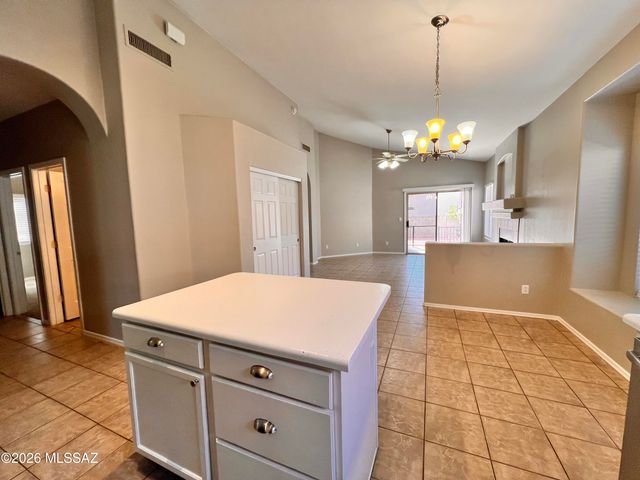 12188 N Kylene Canyon Drive, Oro Valley, AZ 85755