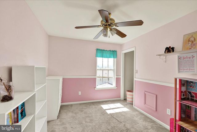 114 EAGLES LN, Reading, PA 19608