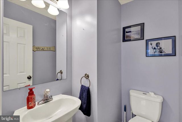114 EAGLES LN, Reading, PA 19608