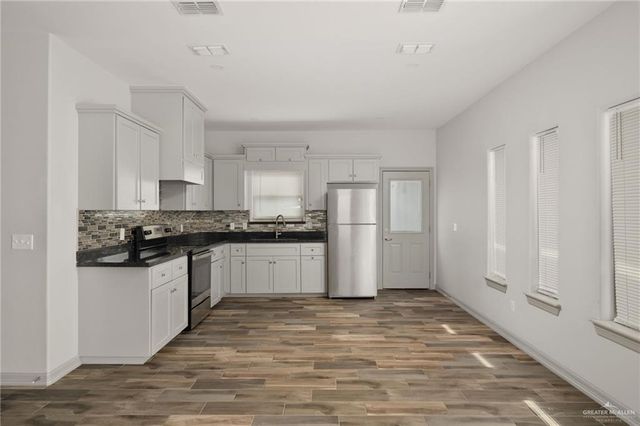 5800 Nightingale Avenue 1, Mission, TX 78573