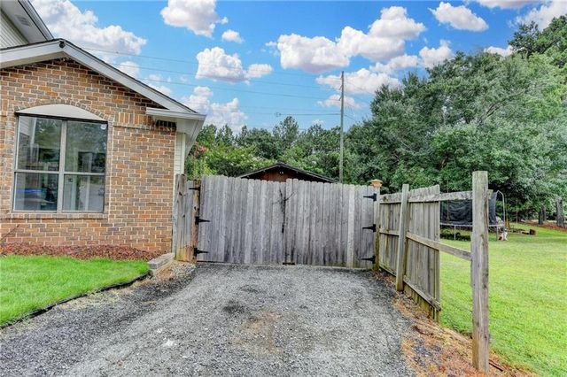 1221 Buttercup Court, Lawrenceville, GA 30044