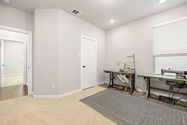 1261 Rio Bravo Road, Justin, TX 76247