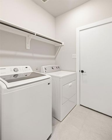 1261 Rio Bravo Road, Justin, TX 76247