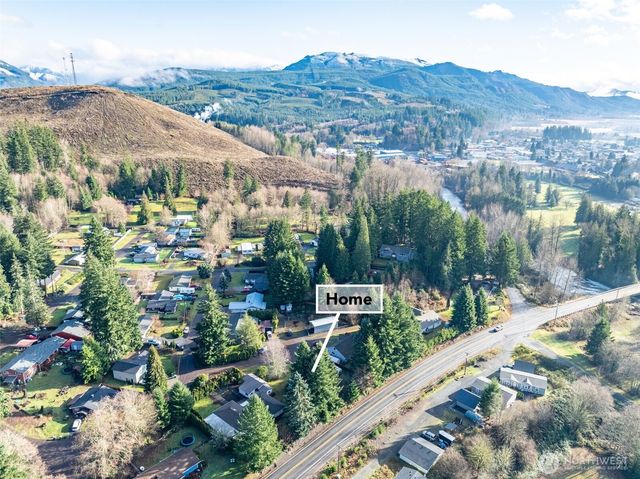 864 Overlook Drive, Morton, WA 98356