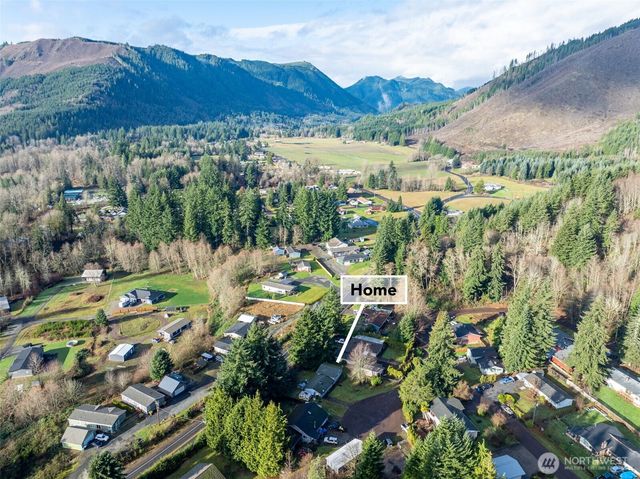 864 Overlook Drive, Morton, WA 98356