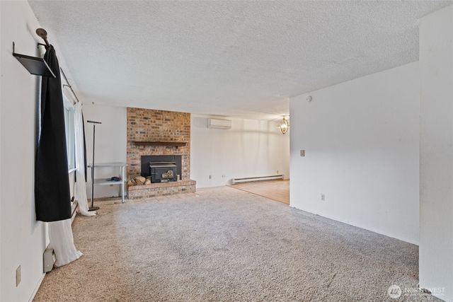 864 Overlook Drive, Morton, WA 98356