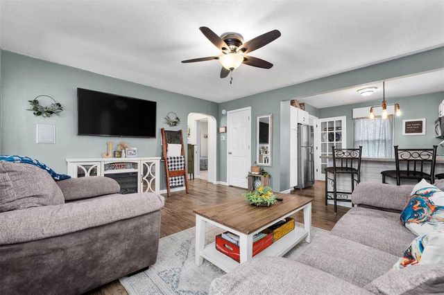 1622 Sherwin Avenue, Eau Claire, WI 54701