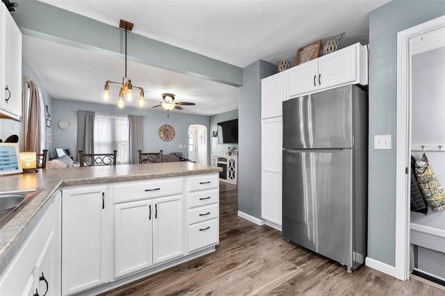 1622 Sherwin Avenue, Eau Claire, WI 54701