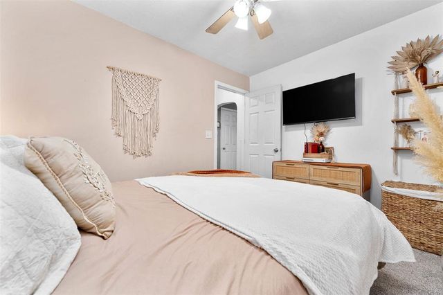 1622 Sherwin Avenue, Eau Claire, WI 54701