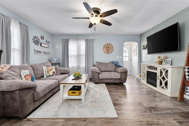 1622 Sherwin Avenue, Eau Claire, WI 54701