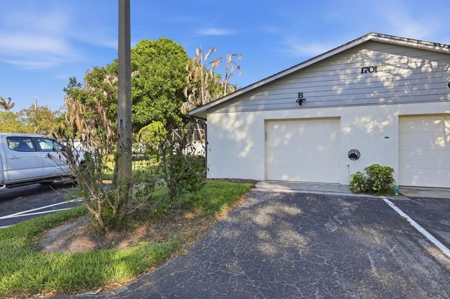 1701 Mariners Cove, Fort Pierce, FL 34950