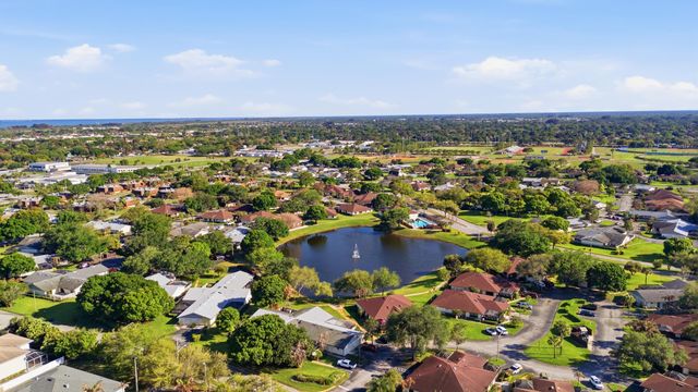 1701 Mariners Cove, Fort Pierce, FL 34950