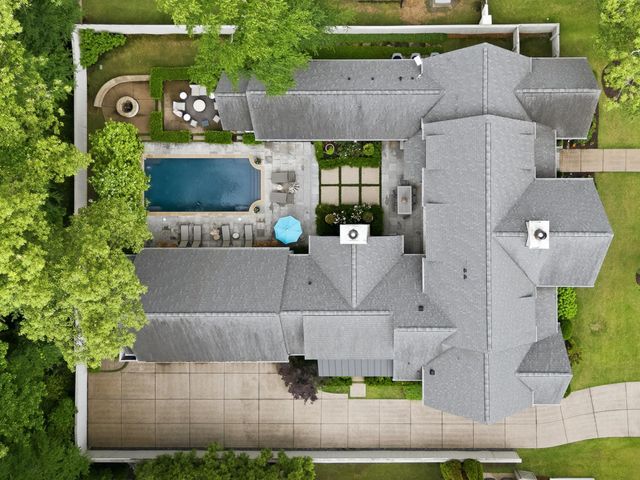 2968 WINDSTONE CV, Germantown, TN 38138